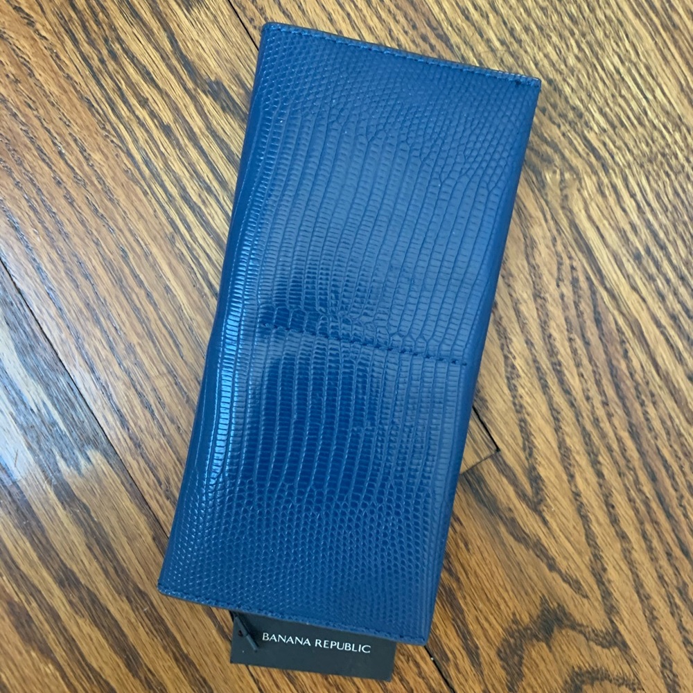Banana republic royal blue faux snakeskin wallet